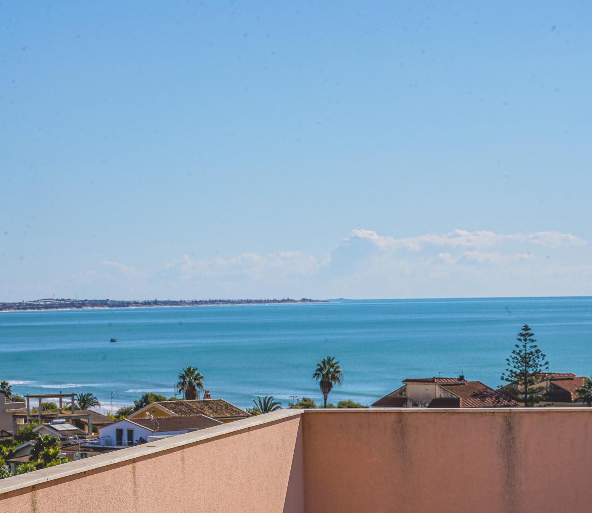 Attico Terrazza Cielomare Seaview Apartment Поцало Екстериор снимка