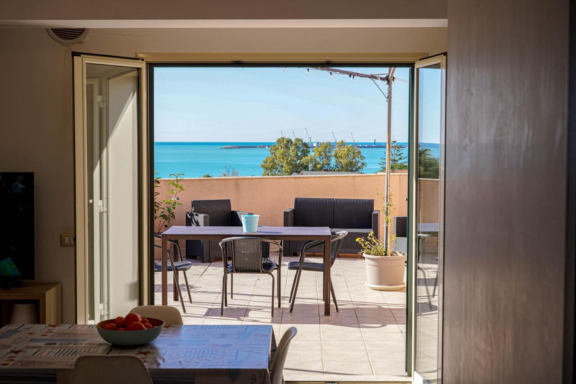 Attico Terrazza Cielomare Seaview Apartment Поцало Екстериор снимка